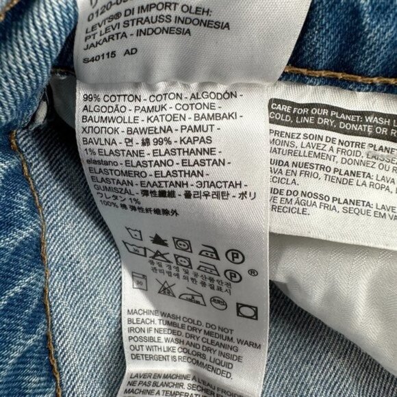 Levi's 501 Tapered High Rise Button Fly Light Wash Raw Hem Denim 24 Cropped Jean - Picture 7 of 9